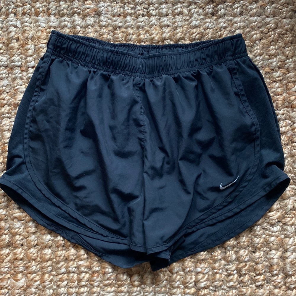 Nike Womens Tempo Shorts